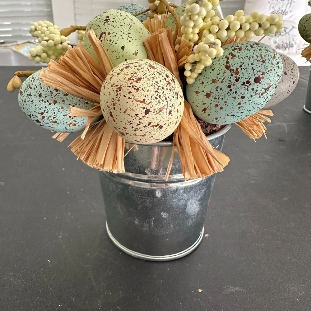 💜3/$15 Easter decor